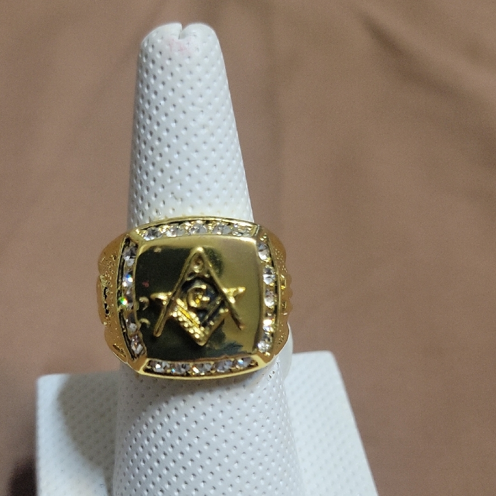 Masonic Gold Ring with Silver Details